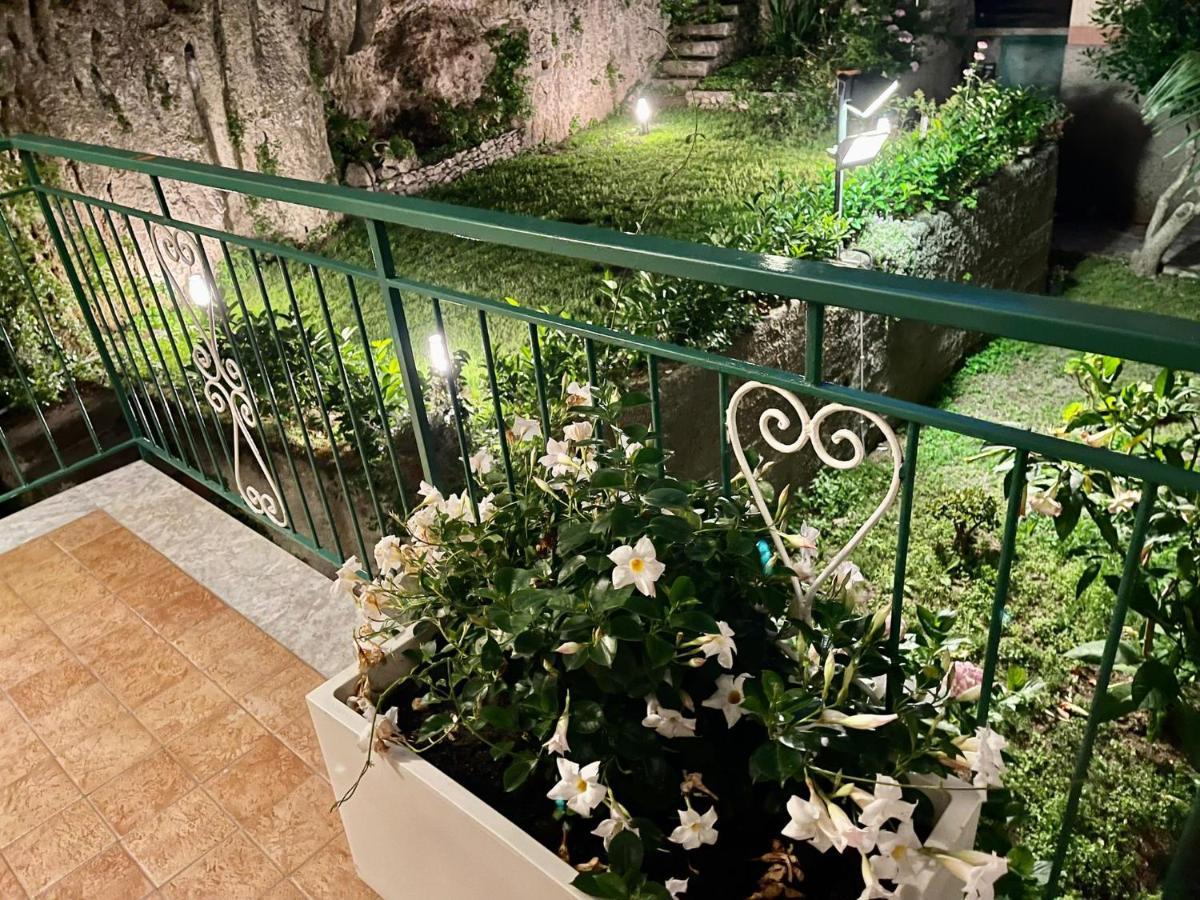 Minori Palace De Luxe Apartment ภายนอก รูปภาพ